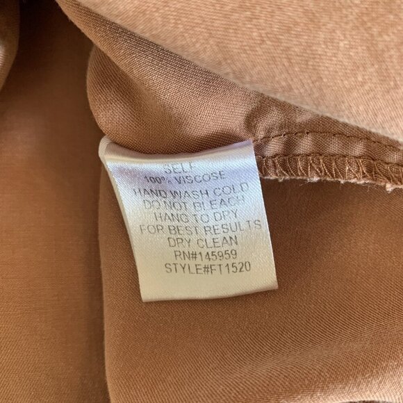 Dress Forum Rust Brown Oversized Button Down Long Sleeve Shirt Small - Picture 5 of 5